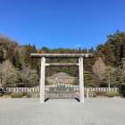 今日は「緑の日」昭和天皇を偲びました　岐阜のお墓掃除屋「磨き専隊」です