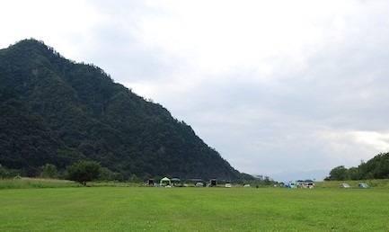 線香1本で　墓地は火事になります　岐阜のお墓掃除屋「磨き専隊」です