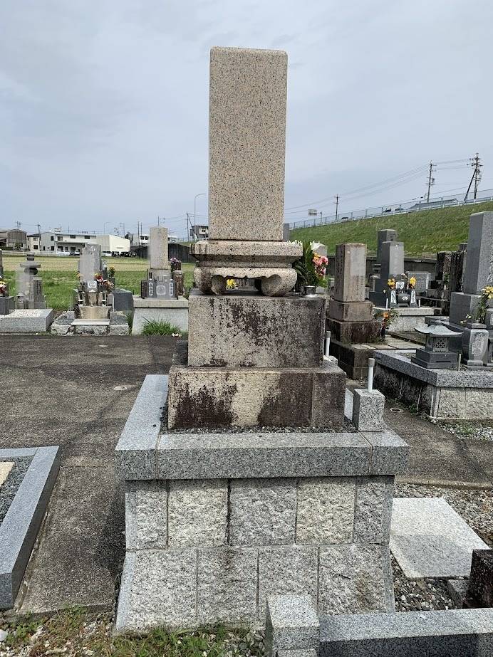 墓地が水没することもあるんです　岐阜のお墓掃除屋「磨き専隊」です