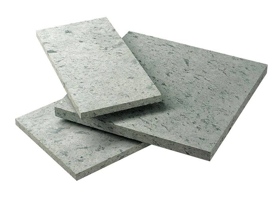 十和田石浴室の効果的清掃方法